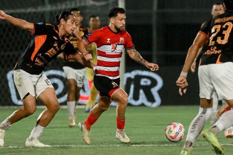 library_upload_21_2025_04_996x664_madura-united-vs-per_5396f67