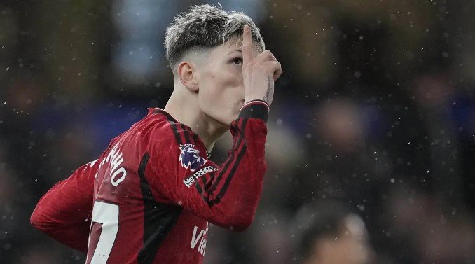 Manchester United Jual Alejandro Garnacho Peminat Lama Masih Tertarik?