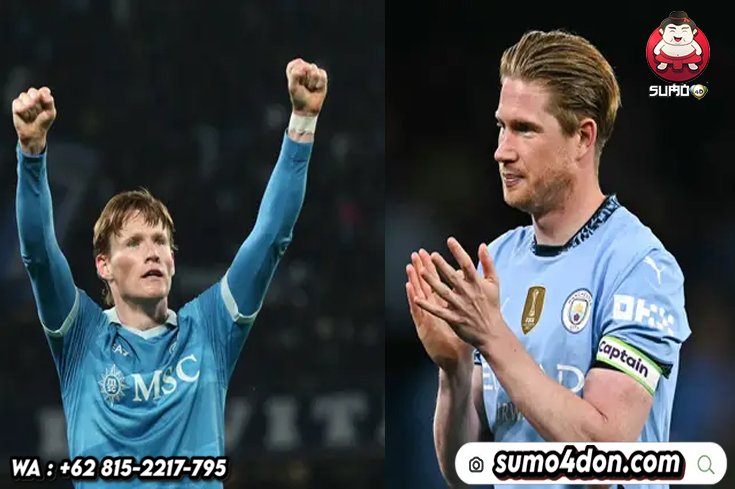 Pemain Napoli, Scott McTominay (kiri) & Kevin De Bruyne (kanan)