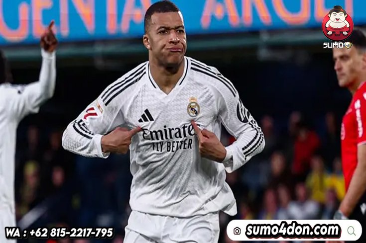 Penyerang Real Madrid, Kylian Mbappe, dalam pertandingan La Liga melawan Villarreal di El Madrigal