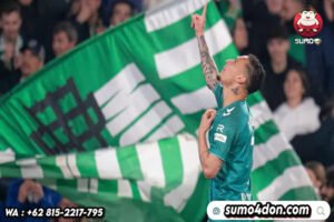 Antony dalam pertandingan Real Betis vs Real Sociedad di Stadion Benito Villamarin