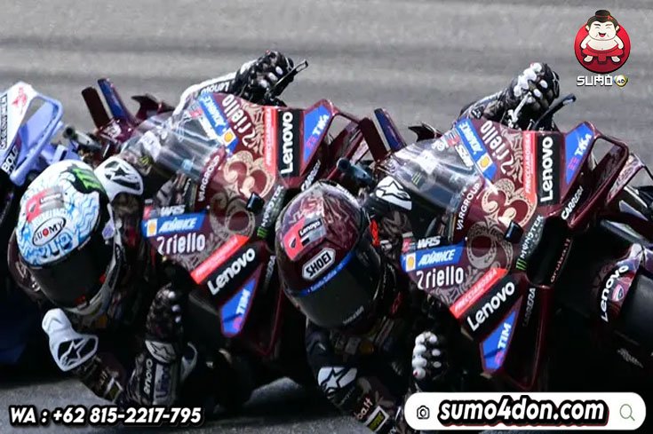 Pecco Bagnaia dan Marc Marquez kembali berduel di MotoGP Belanda 2025.