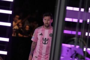 Kilas Balik Karier Lionel Messi: Dari La Masia hingga Jadi Legenda